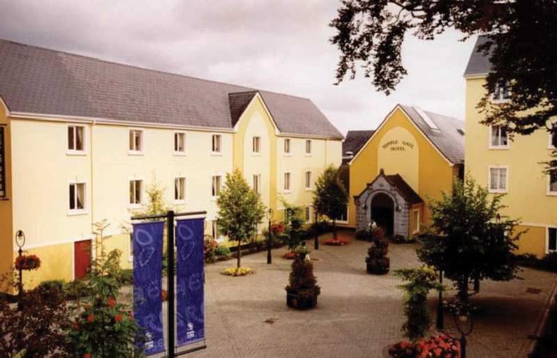 Temple Gate Hotel Ennis Exterior foto