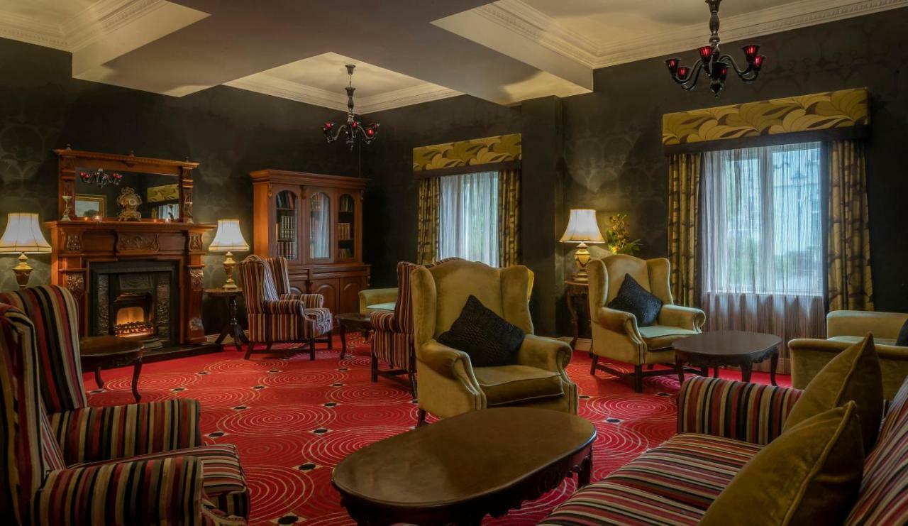 Temple Gate Hotel Ennis Exterior foto